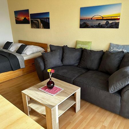 Suedstrand-Ferienwohnung-Suhr Burgtiefe auf Fehmarn Esterno foto