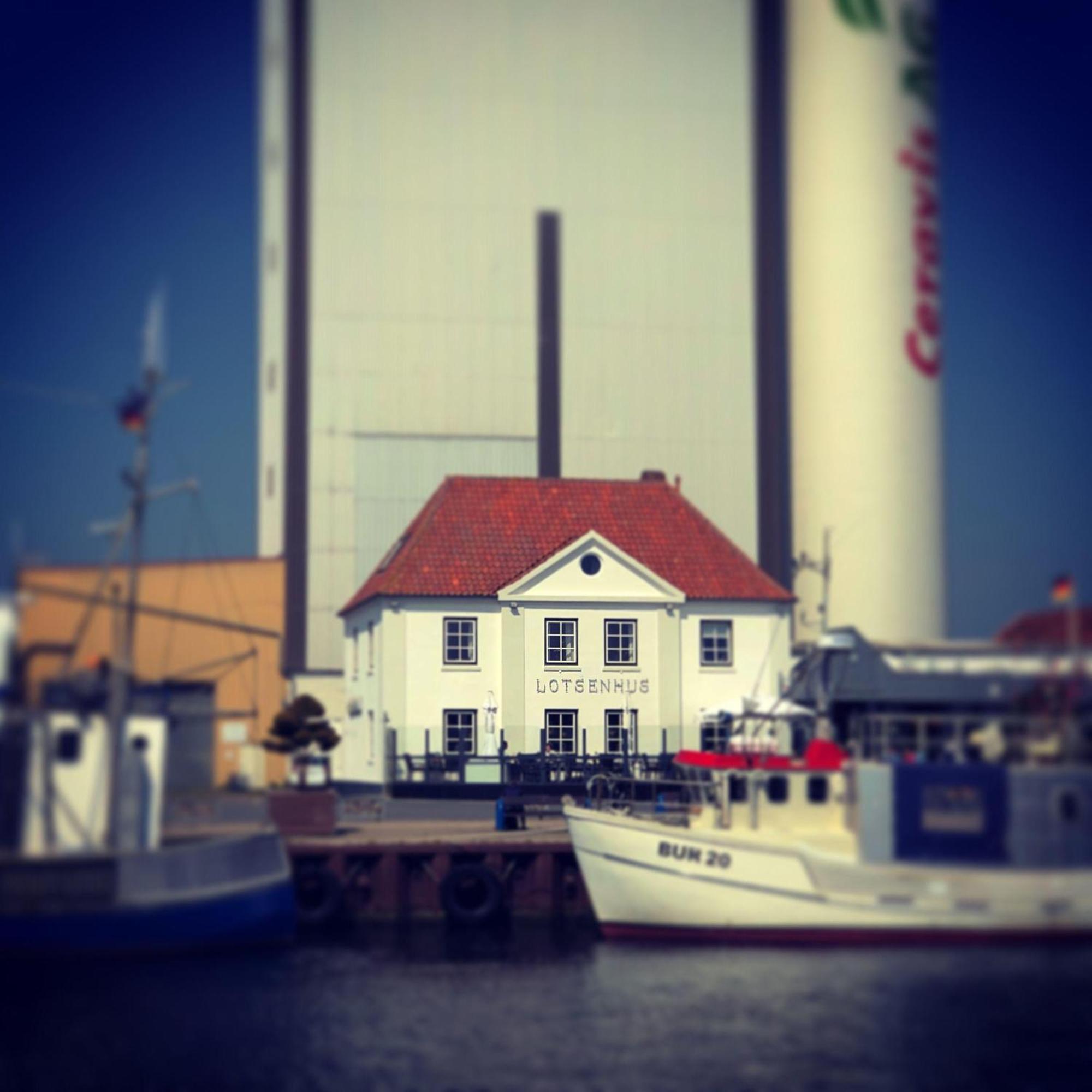 Suedstrand-Ferienwohnung-Suhr Burgtiefe auf Fehmarn Esterno foto